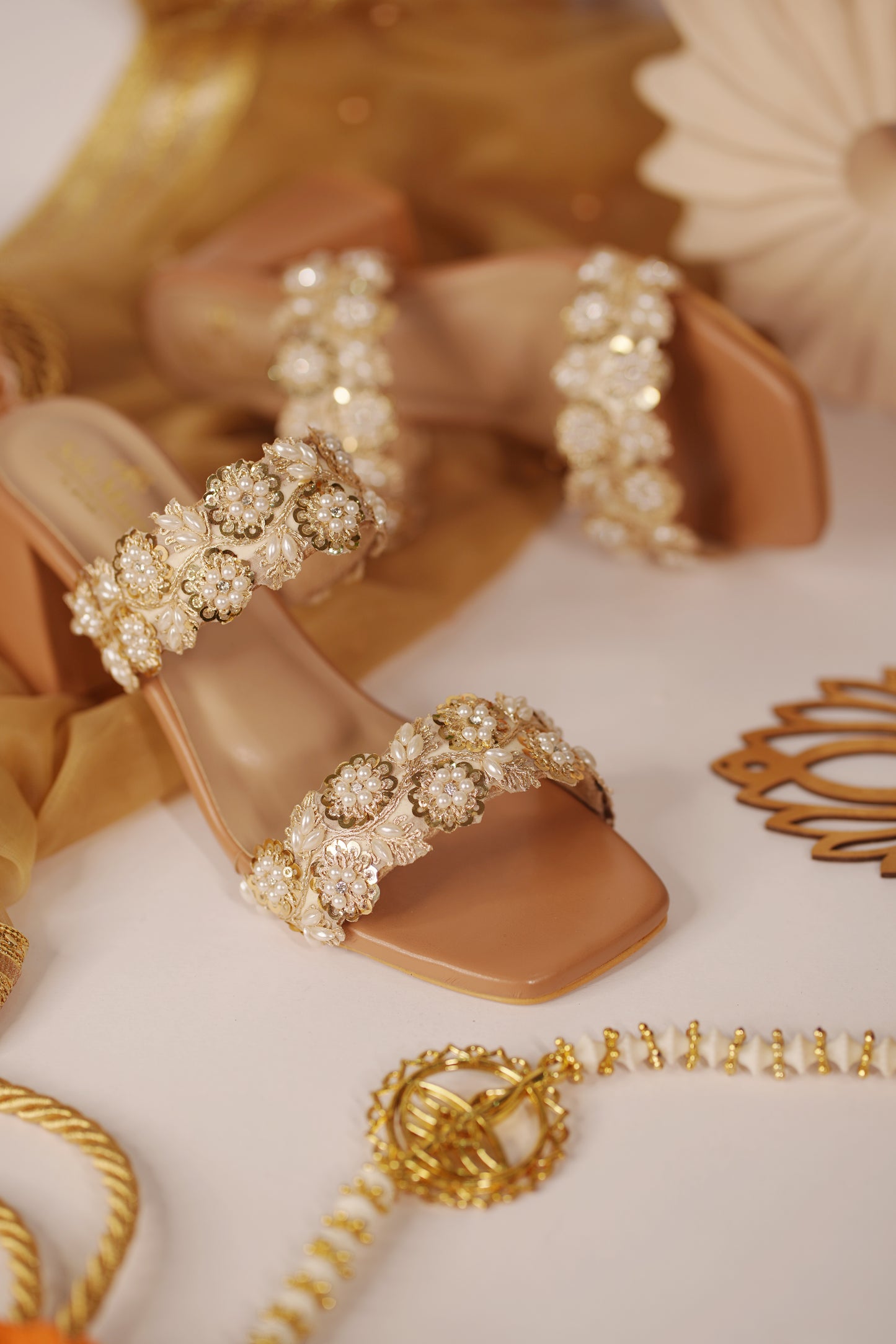 Aria Bloack heels