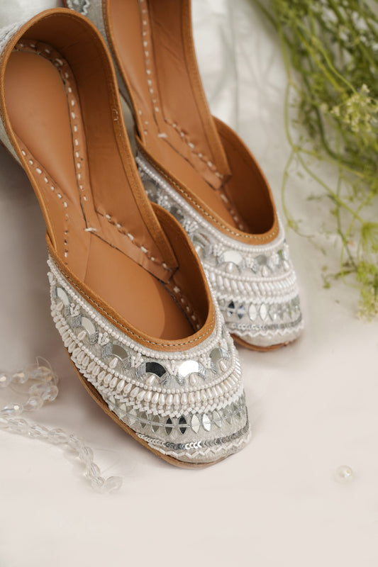 Silver Mirror Juttis