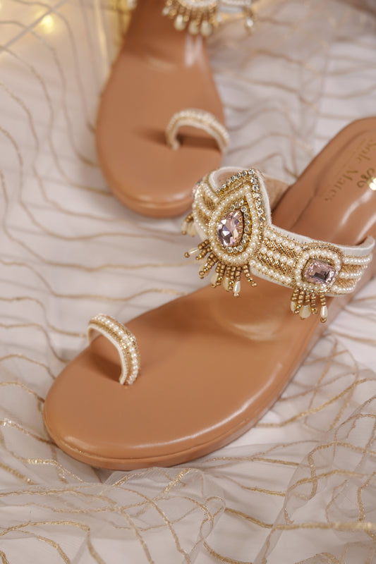 Gulabri KOhla Heels