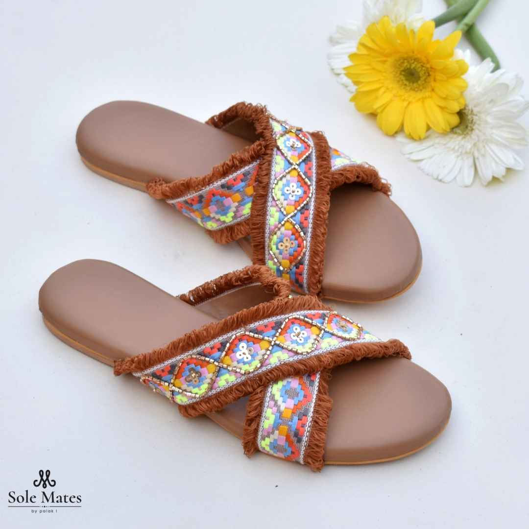 Bermuda Brown Criss Cross Flat Sliders