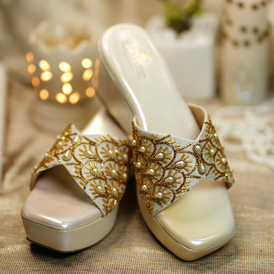 Nargis Pearl Hand Crafted Wedges